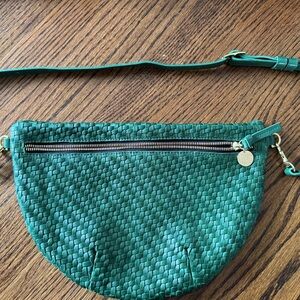 Clare V Grande Fanny